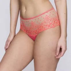 Angelou hotpants