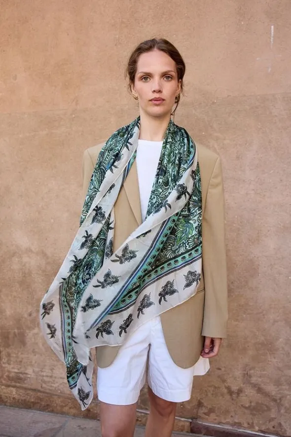 ANTIQUE PAISLEY Scarf