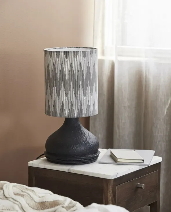 ARITO table lamp - black