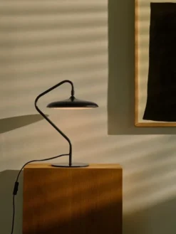 ARTIST TABLE LED BLACK