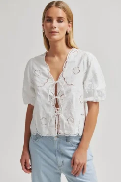 Avrille Blouse