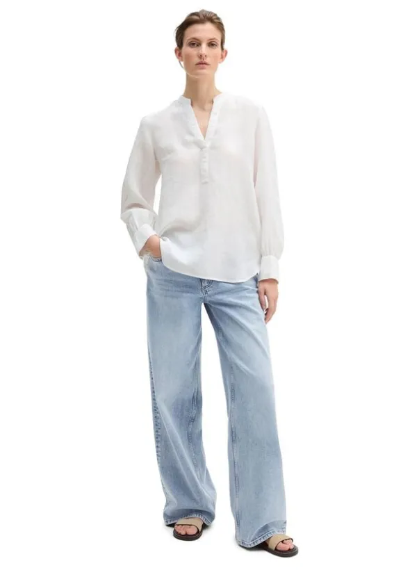Blouse, a-shape, pleat detail at ce