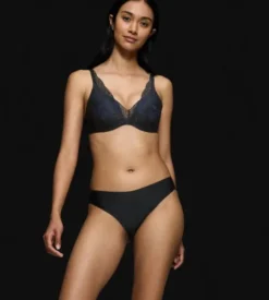 Body Make-Up Illusion Lace WP