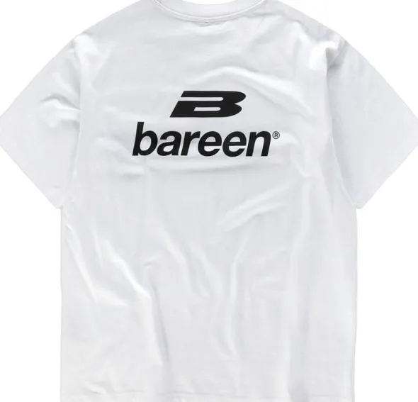 Box fit T-shirt Logo