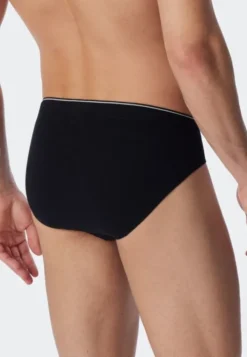Brief
