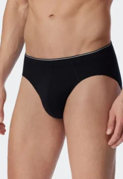 Brief