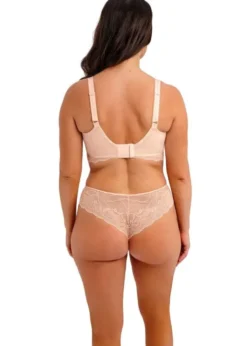 CESILE BRAZILIAN