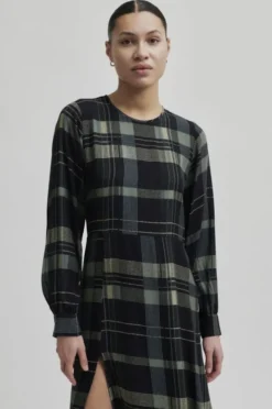 Checca Dress