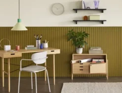 Crayon Lamp Green