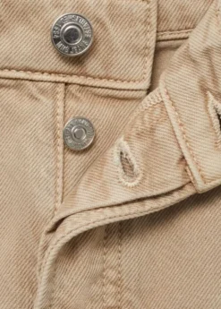 Denim shorts with frayed hem