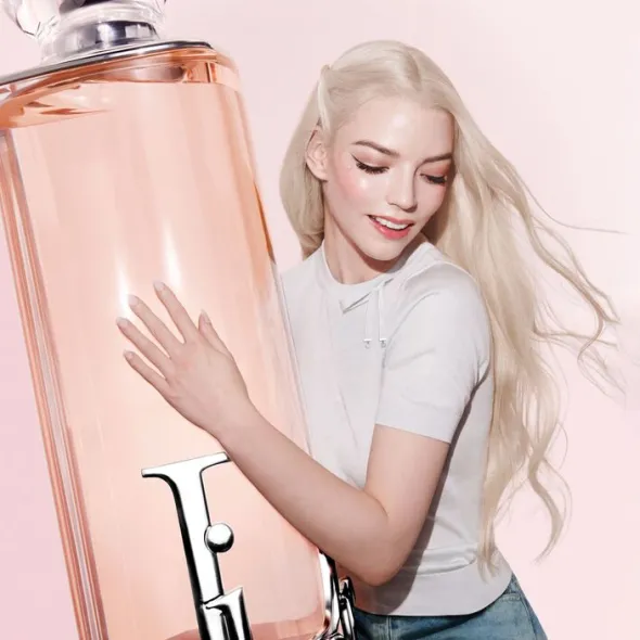 Dior Addict Peachy Glow Eau de parfum
