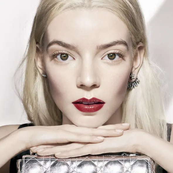 DIOR Addict - Shine Lipstick - 90% Natural Origin - Refillable 3,2 g