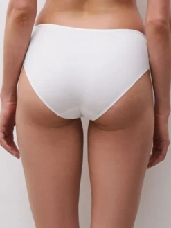 Emma Brief