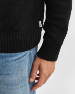 FAIR ISLE TURTLENECK
