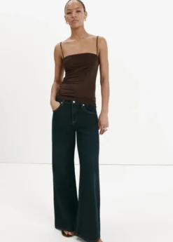 Fitted top with lace detail