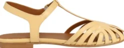 Flad sandal med smuk organisk frontdetalje