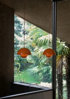 Flowerpot Pendant VP1