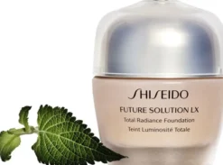 Future Solution LX Total Radiance Foundation