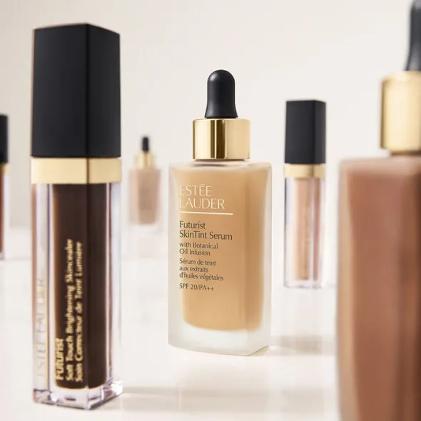 Futurist Skin Tint Serum Foundation SPF20