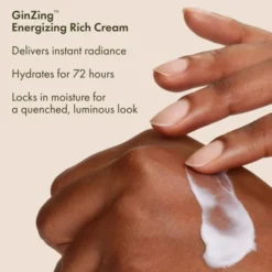 GINZING SET Glowing Essentials
