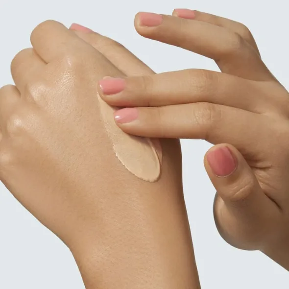 Glowscreen - Sunscreen SPF 30 PA+++ with Hyaluronic Acid + Niacinamide