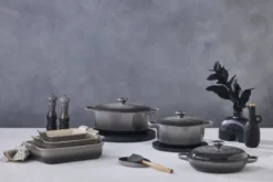 Grydeskeholder