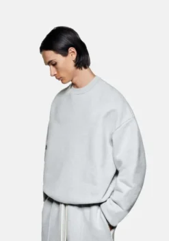 800 GSM SUPERWEIGHT CREWNECK