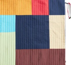 HAY Dogs Travel Blanket-80 x 80-Mul