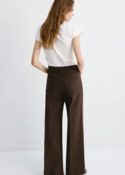 High-waisted wide leg jeans
