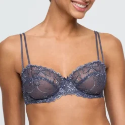Jane balcony bra horizontal seam