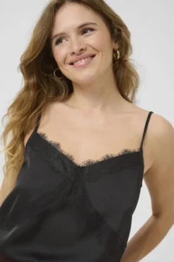 KAhilda Lace Top