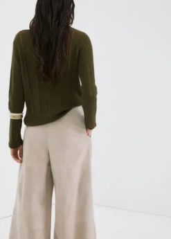 Knitted ribbed sweater