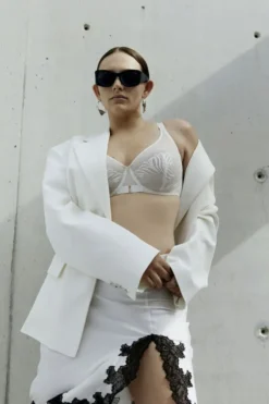Legend Very Covering Bra