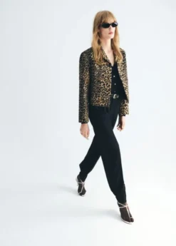Leopard-print jacket with buttons