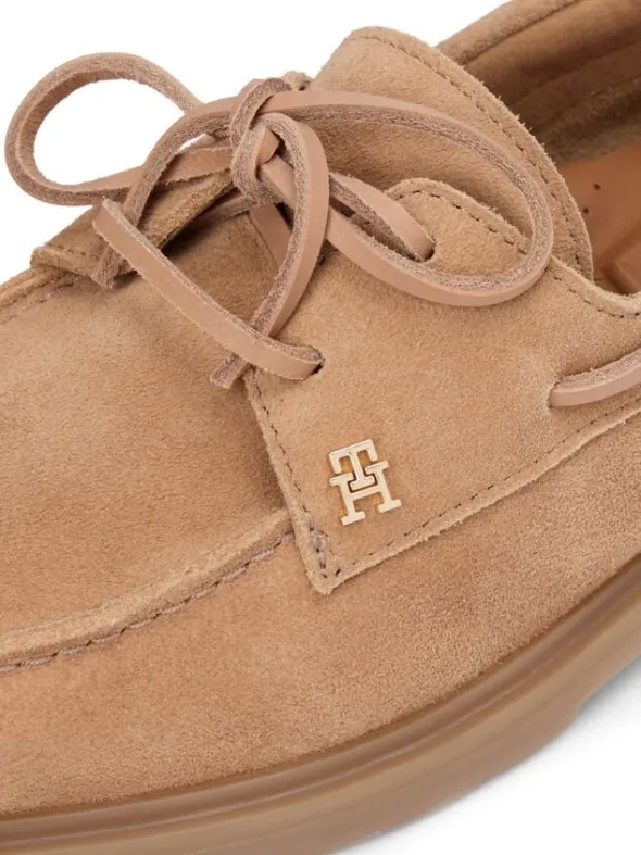 LIGHT SUEDE BOAT SHOE