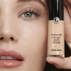Luminous Silk Concealer