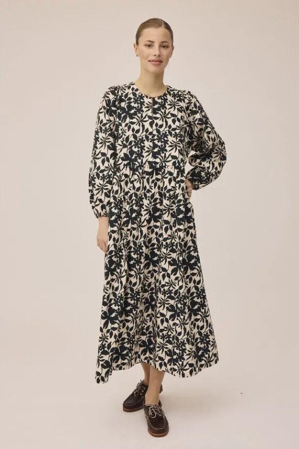 Minna dress 1 GOTS