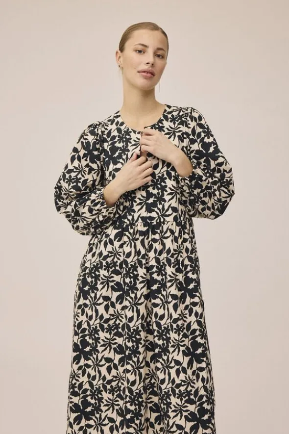Minna dress 1 GOTS