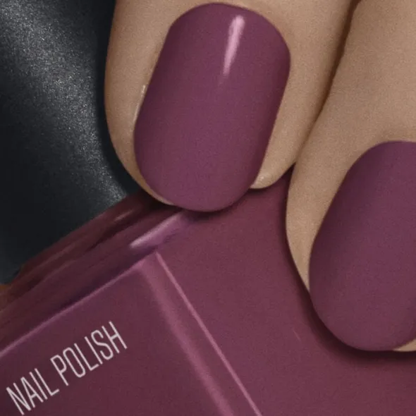 Nail Polish Dusty Bordeaux