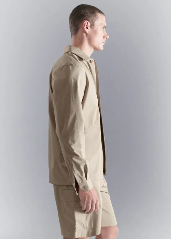 Non-iron overshirt pocket