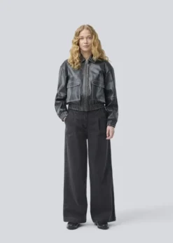 Opeyamd jacket
