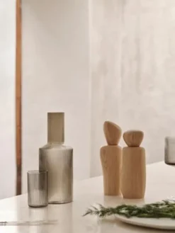Pebble Grinder - oak