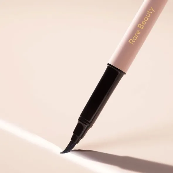Perfect Strokes - Matte Liquid Liner