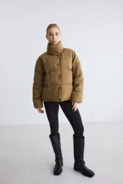 Puffer Boxi Jacket SHELTER