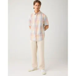 Relaxed seersucker short sleeve shirt