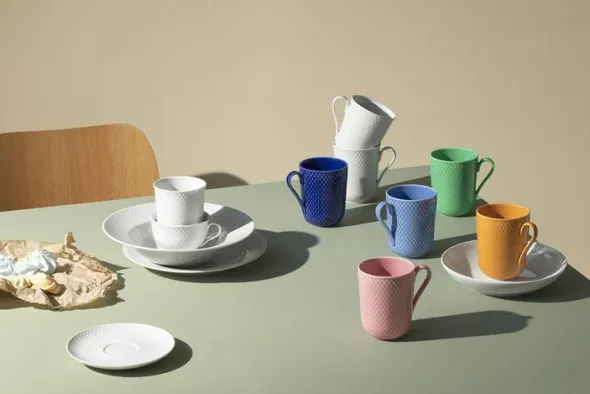 Rhombe Color Krus med hank 33 cl rosa porcelæn