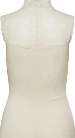 RMWBea SL T-Neck Top