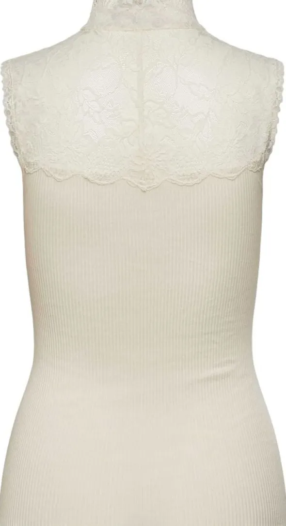 RMWBea SL T-Neck Top