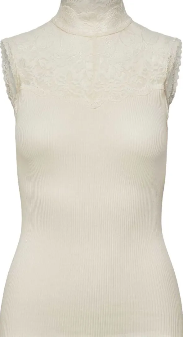 RMWBea SL T-Neck Top