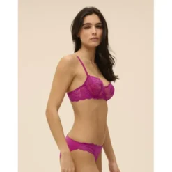 RÊVE Brief